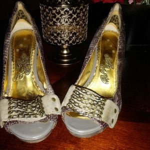 Naughty Monkey Pumps